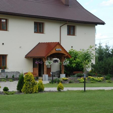 Hotel Karczyce Екстериор снимка