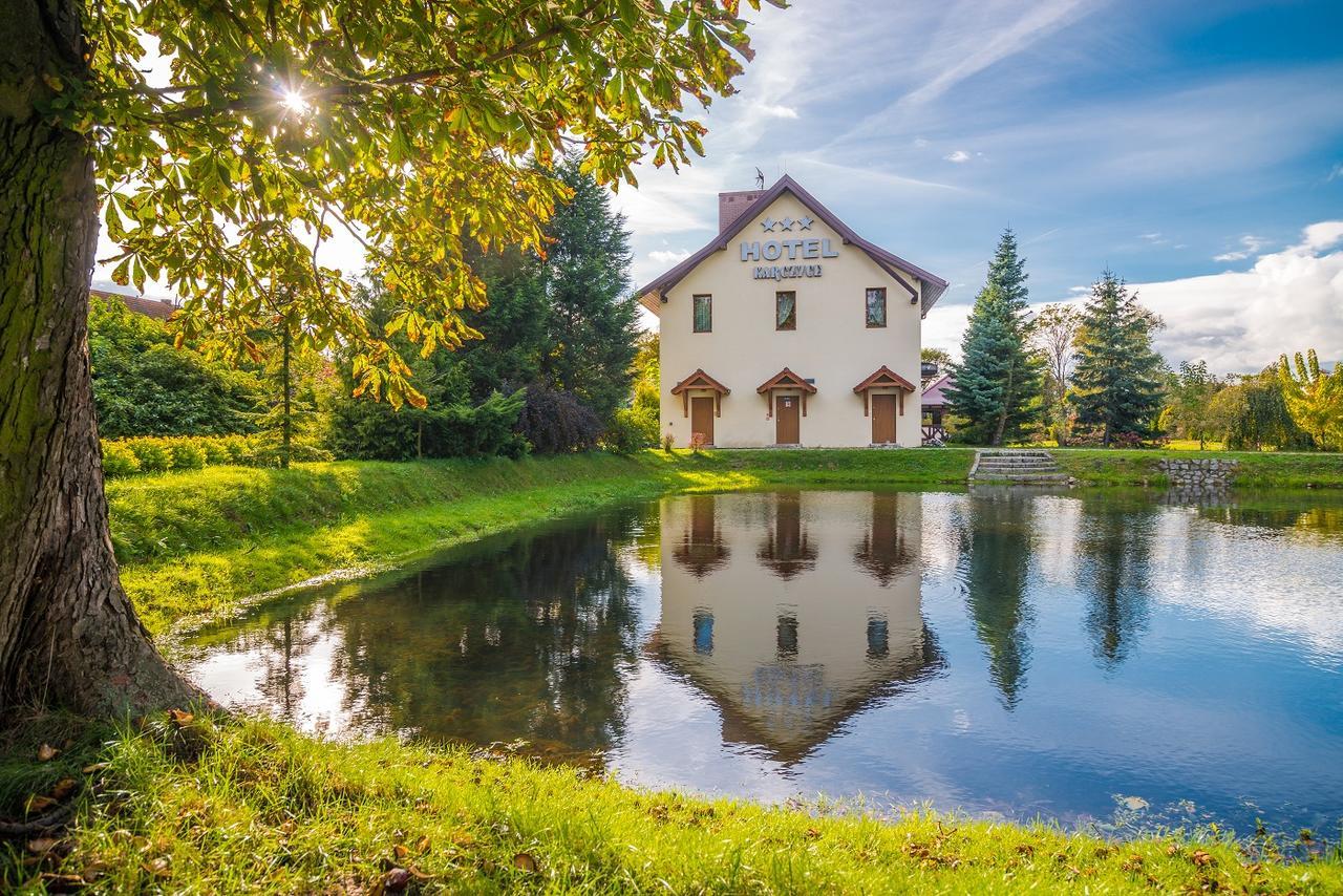 Hotel Karczyce Екстериор снимка